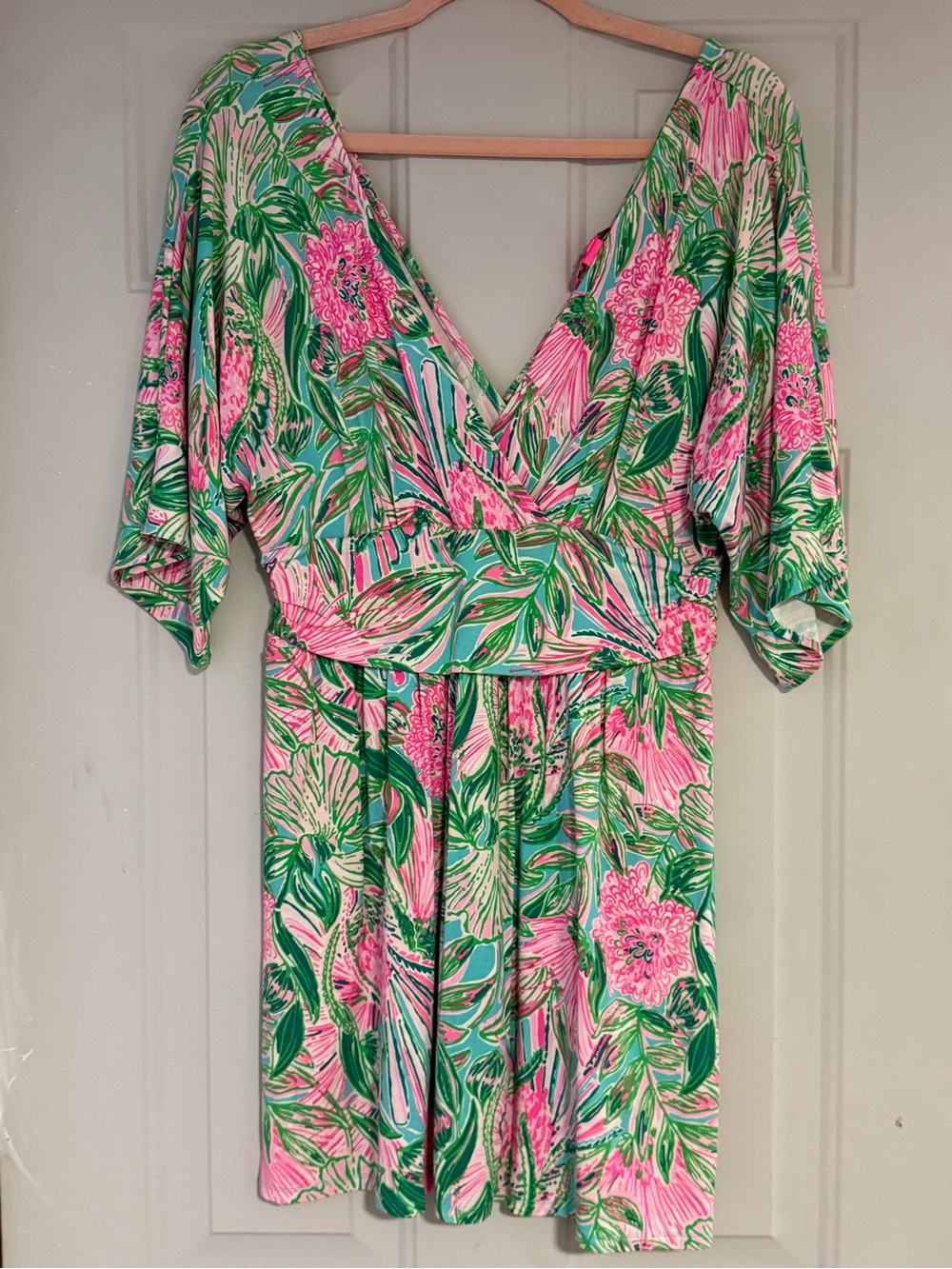 Like New- Lilly Pulitzer Parigi Romper in Coming in Hot- Size Medium